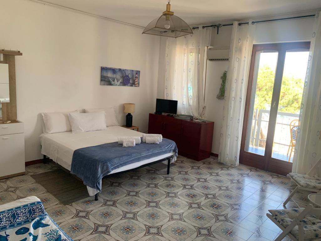 Rocca Mondello Rooms, Beach And Sea Palermo Bagian luar foto