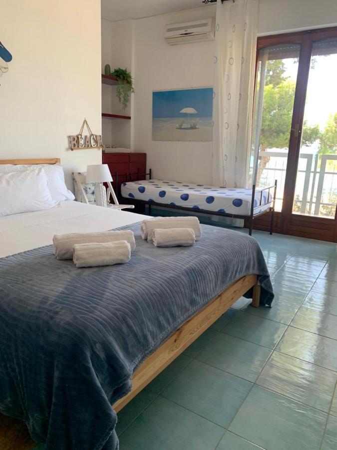 Rocca Mondello Rooms, Beach And Sea Palermo Bagian luar foto